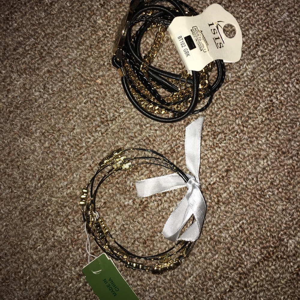 Sets of bangles (2)